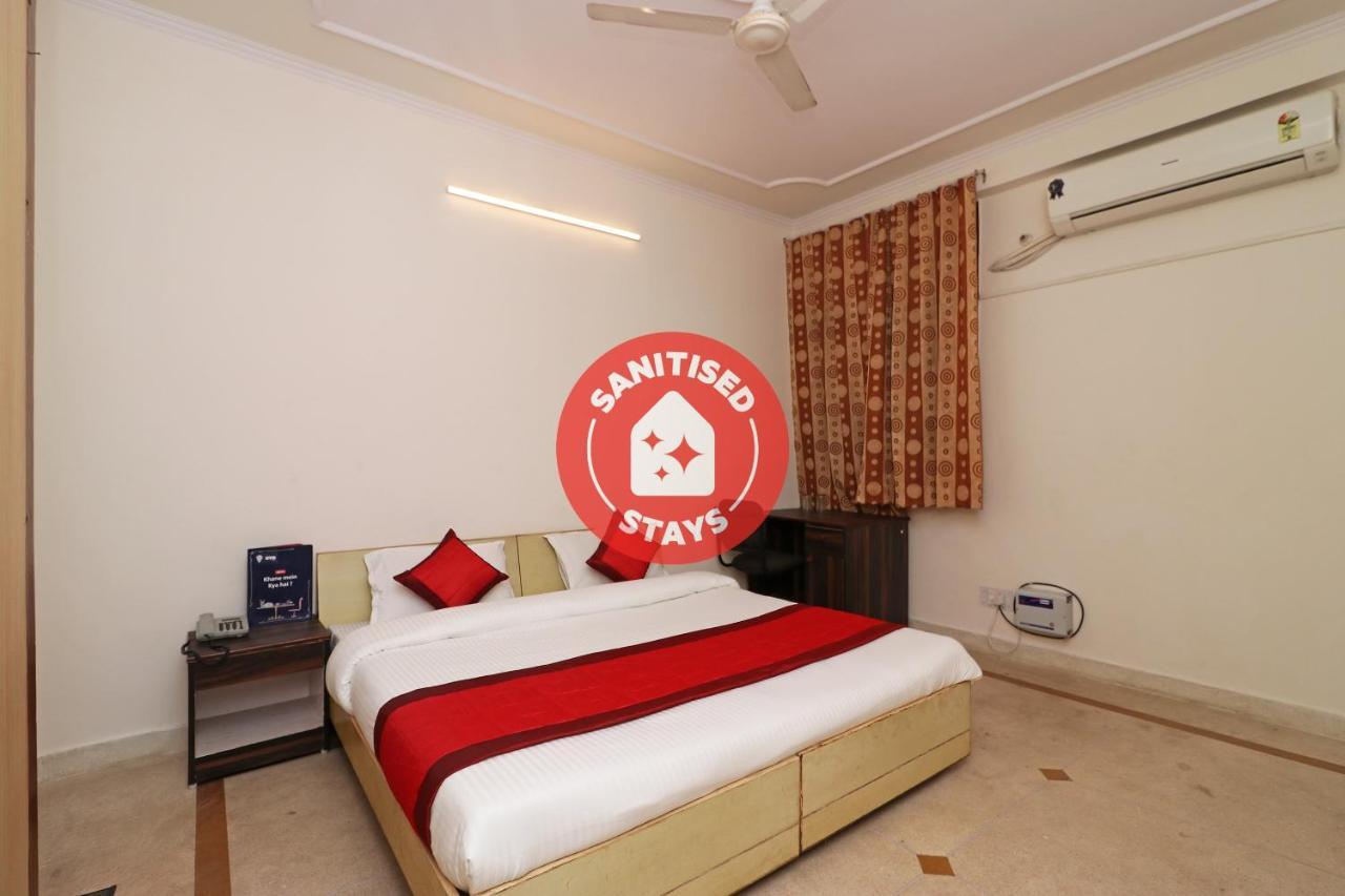 OYO 11452 Golden Castle Lodge Indirapuram Buitenkant foto