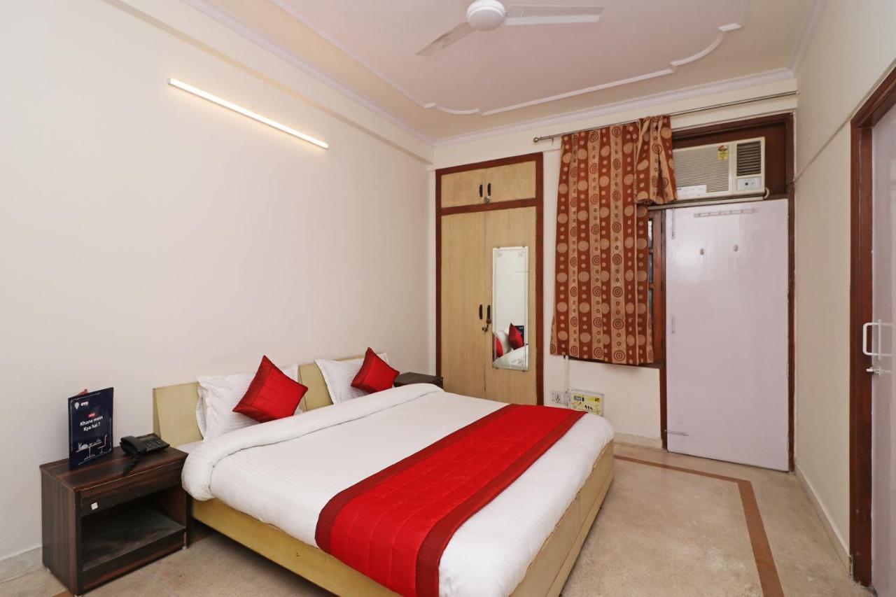 OYO 11452 Golden Castle Lodge Indirapuram Buitenkant foto
